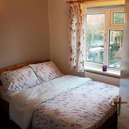 Two Bedroom Maisonette Close Towarwick Uni Coventry Exterior foto